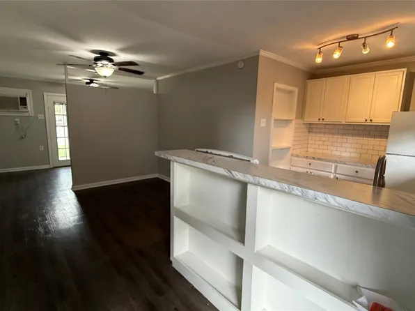 1660 Richmond Ave APT 16, Houston, TX 77006