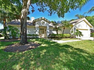 2905 Sandringham Pl, Sarasota, FL 34235