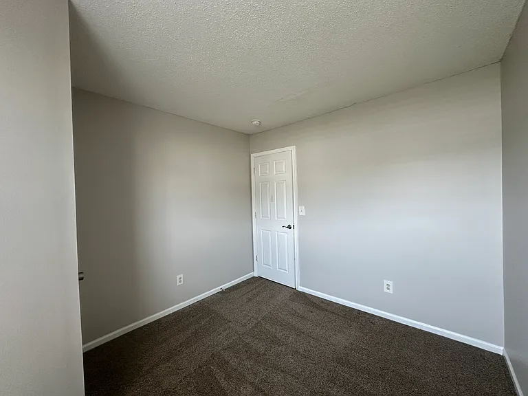 5042 Kemps Lake Dr — Photo 13