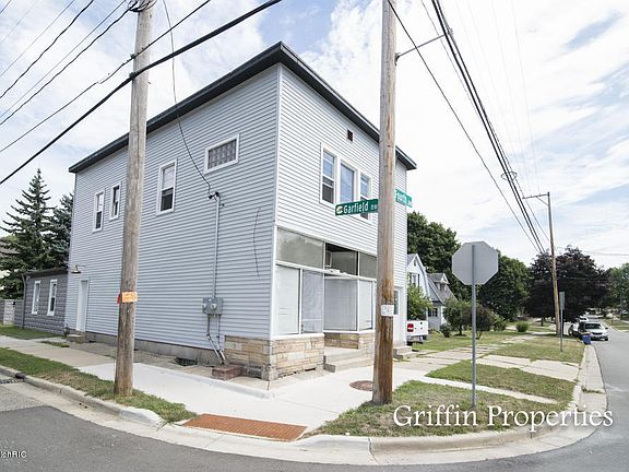 3rd image of 1181 4th St NW
