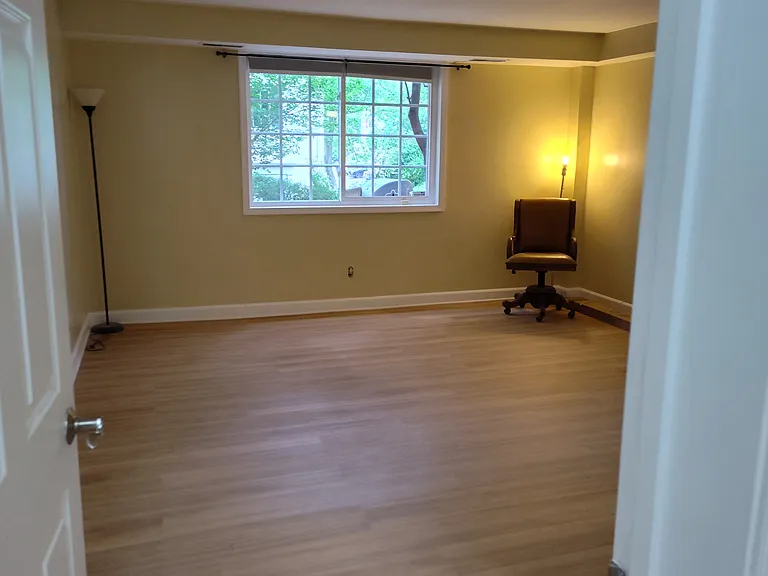 5252 Maris Ave — Photo 9