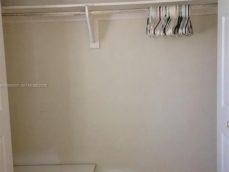 2734 SW 24th Ter #2 — Photo 4