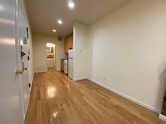 Rented by Best Apartments North Inc