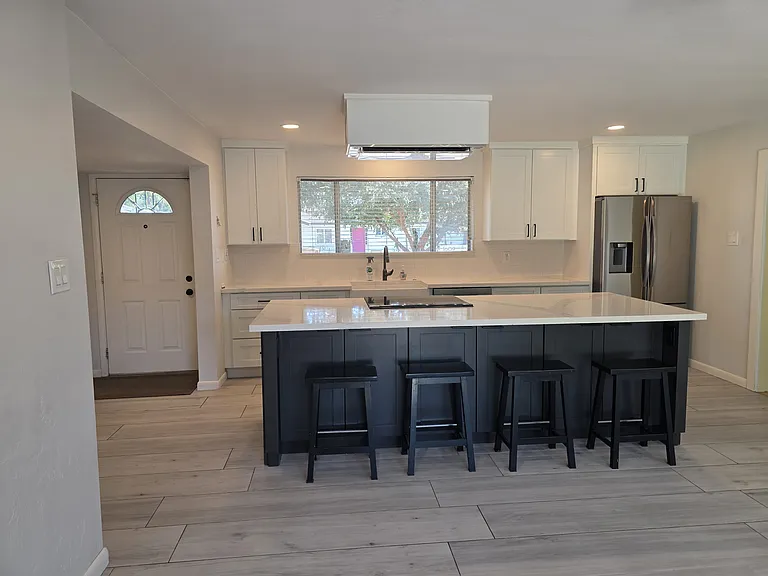 Open Kitchen
