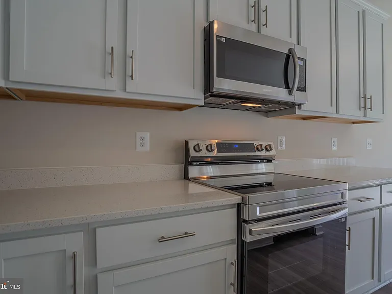 79 Spatterdock Rd — Photo 7