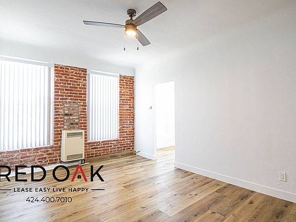 4th image of 978 S Gramercy Pl #201