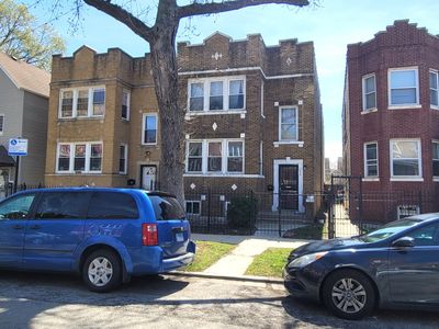 4319 W Thomas St, Chicago, IL, 60651