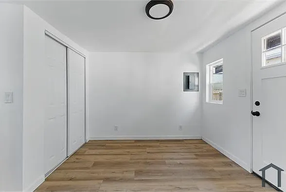 16313 Hunsaker Ave #2 — Photo 6