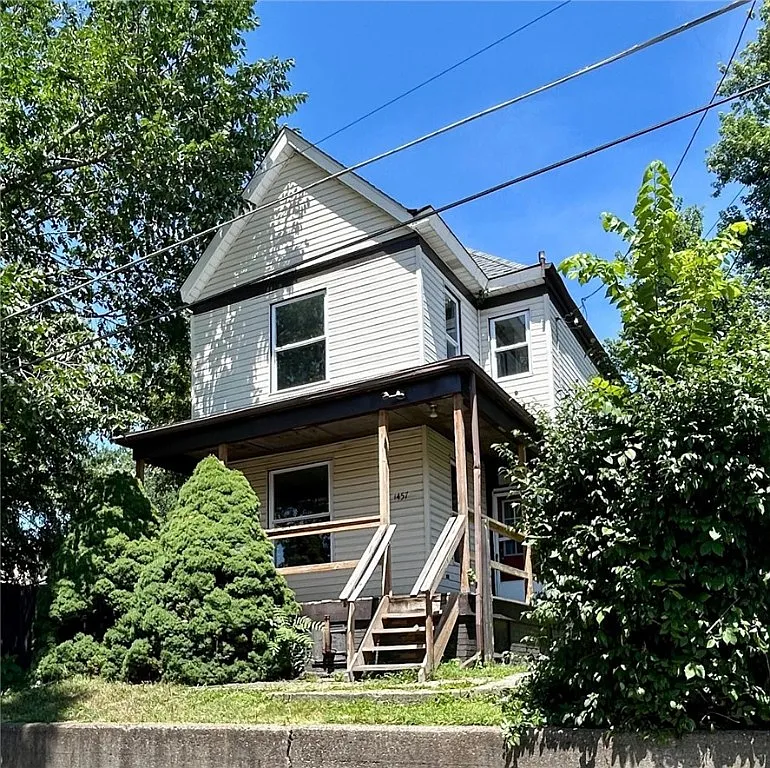 1457 7th Ave photo 1