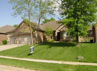1108 W Ward Pkwy, Springfield, MO 65810