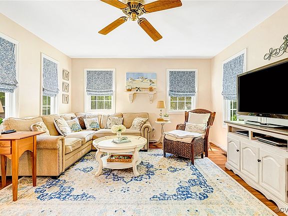 4th image of 6441 Bellflower Cir