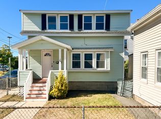5 1/2 Mulberry St, Nashua, NH 03060