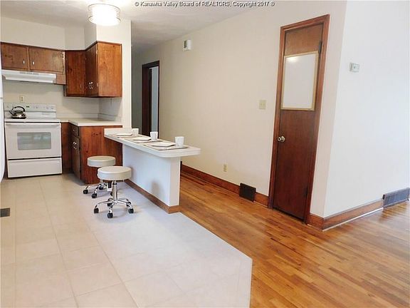 5th image of 4216 Washington St W