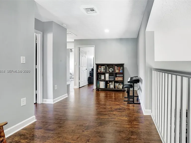 13813 NW 21st St — Photo 27