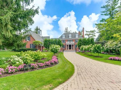 900 Lake St, Libertyville, IL, 60048