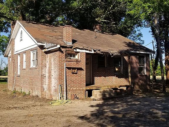 4th image of 1316 Shulmer Rd