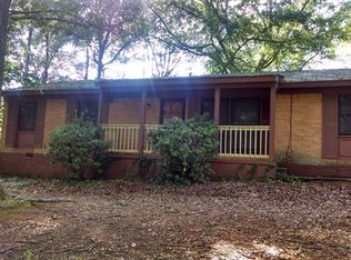 1712 Rock Cut Rd, Conley, GA 30288