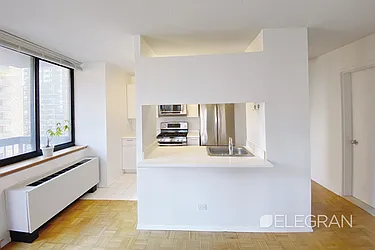 Rented by (Legacy) Elegran