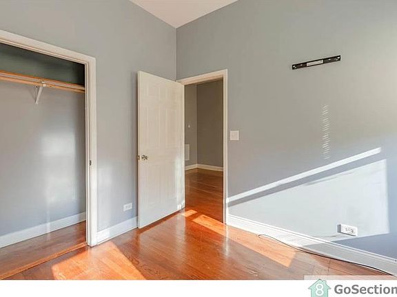 5th image of 6959 S Calumet Ave #1