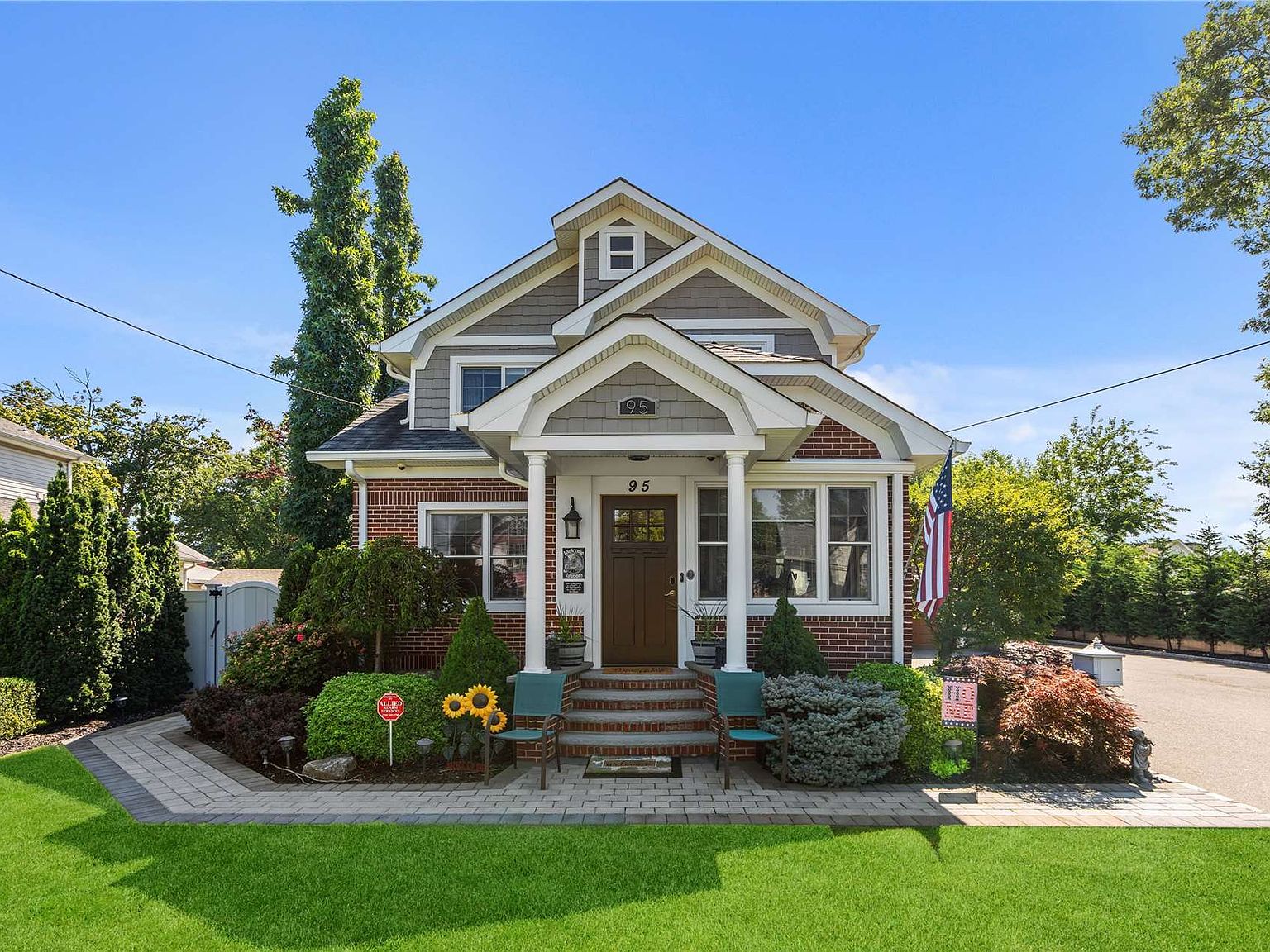 95 Rider Avenue, Patchogue, NY 11772 Zillow