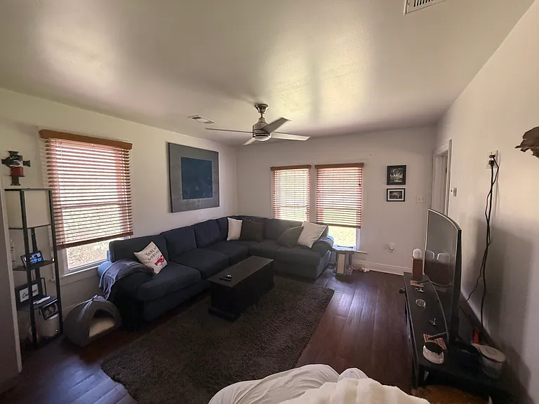 5850 Jefferson Hwy #C — Photo 3