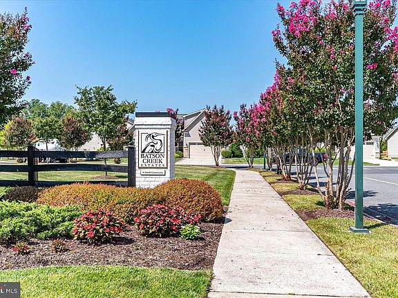 2nd image of 36083 Blackfin Dr