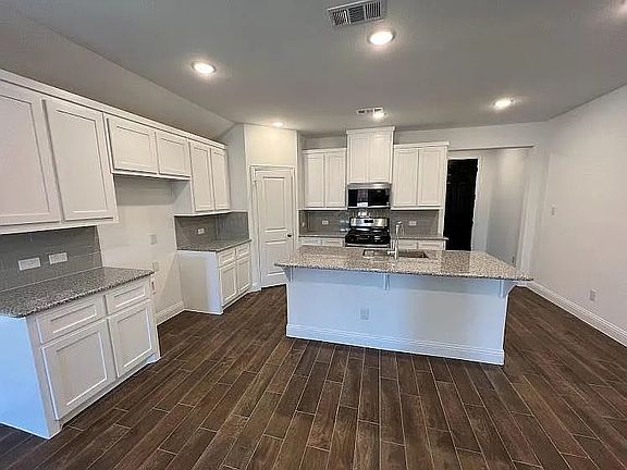 2nd image of 1408 Rendyn St