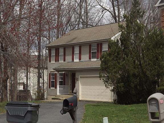 3rd image of 10 Jonquil Pl