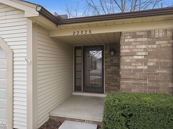 3rd image of 22826 Shoreview Ct