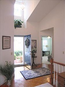 2nd image of 802 Oak Ave
