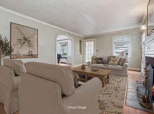 8519 Radnor St, Jamaica, NY 11432