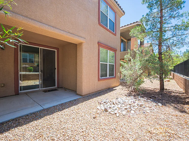 8967 Ellenbrook St — Photo 41
