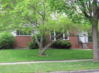 2330 Yorkshire Rd, Ann Arbor, MI 48104