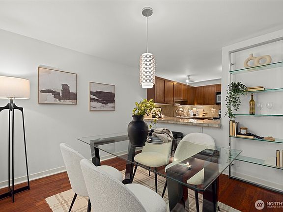 4th image of 3018 128th Avenue SE #12