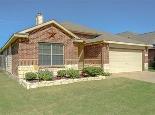 628 Stirrup Bar Dr, Fort Worth, TX 76179