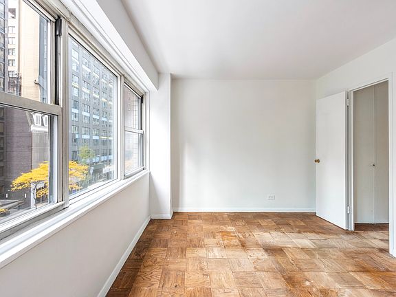 3rd image of 153 E 57th St APT 5E