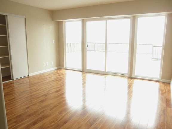 5th image of 50 Saint James Ct
