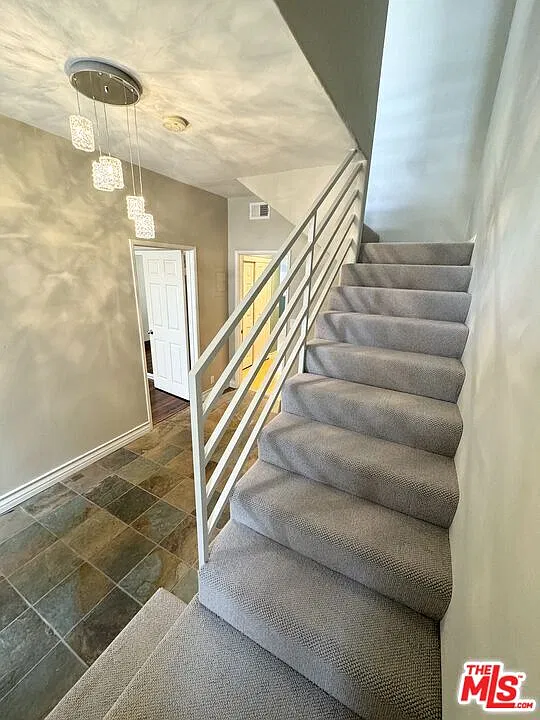 2 bed, 3.0 bath, 1245 sqft, $4,595 — Photo 4