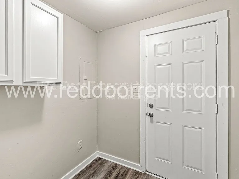 970 Edgemont Ave — Photo 17