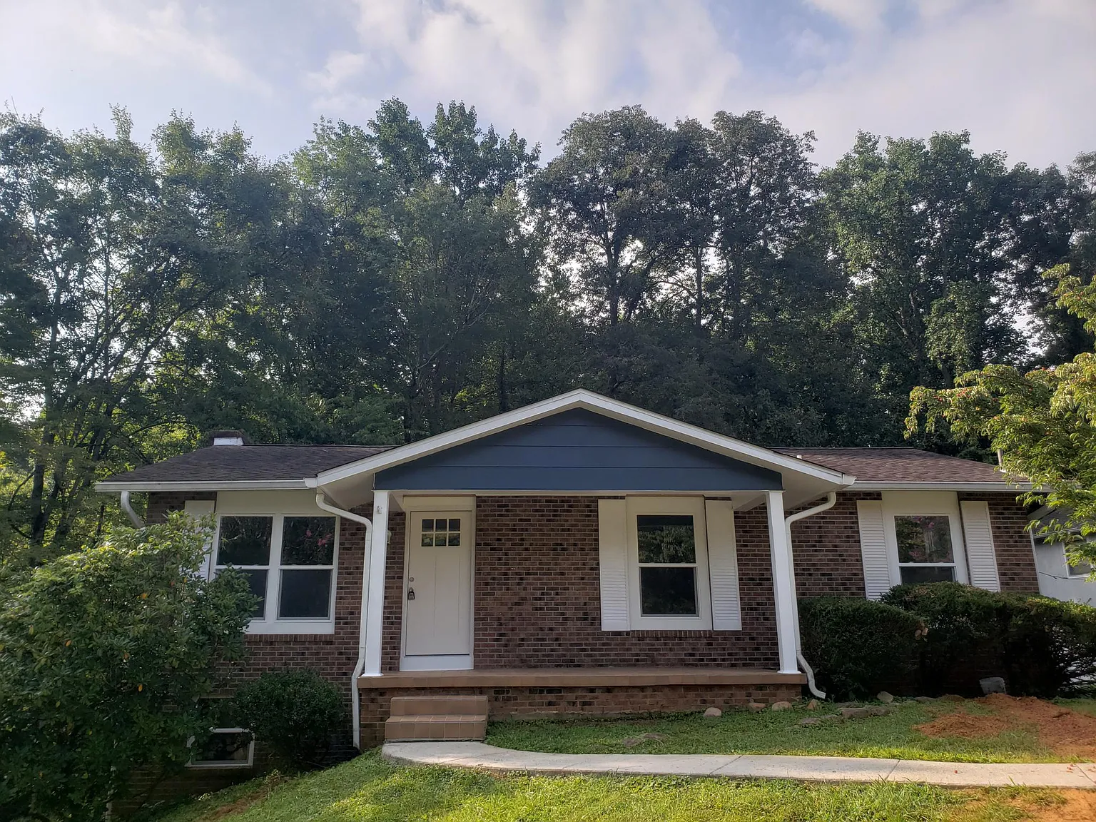 4 bed, 1728 sqft, $2,495 — Photo 1