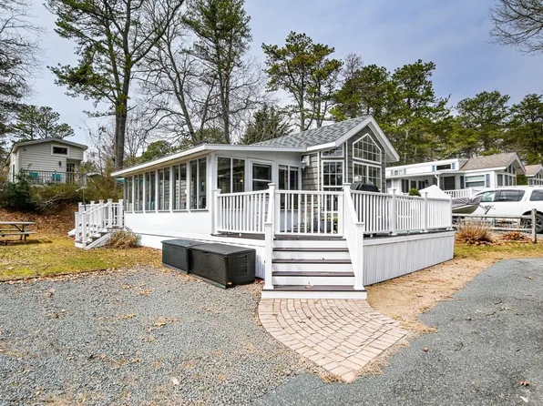 185 Cotuit Rd #1, Sandwich, MA 02563