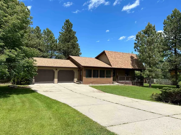 1315 Evergreen Dr, Sturgis, SD 57785
