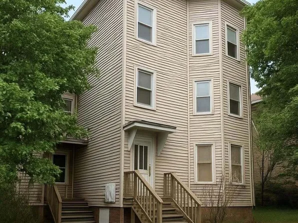 93 Newbury Street, Auburn, ME 04210