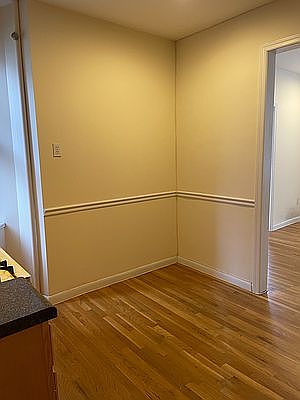 5th image of 24-35 Steinway St #9