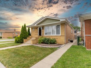 7058 W 64th St, Chicago, IL 60638