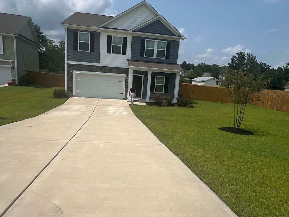 1st image of 136 Southern Oak Dr