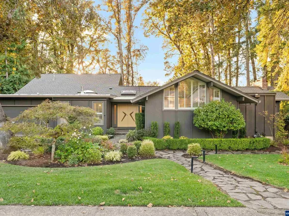 3245 Sumac Dr S, Salem, OR 97302