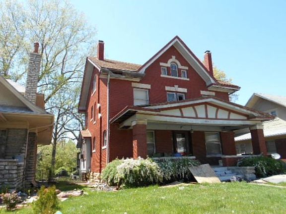 2nd image of 3412 S Benton Ave
