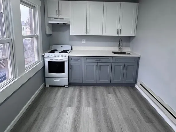 102 Norwood Rd #3A, Yonkers, NY 10710