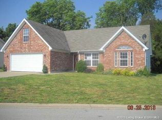 4425 Falling Leaf Dr, Sellersburg, IN 47172